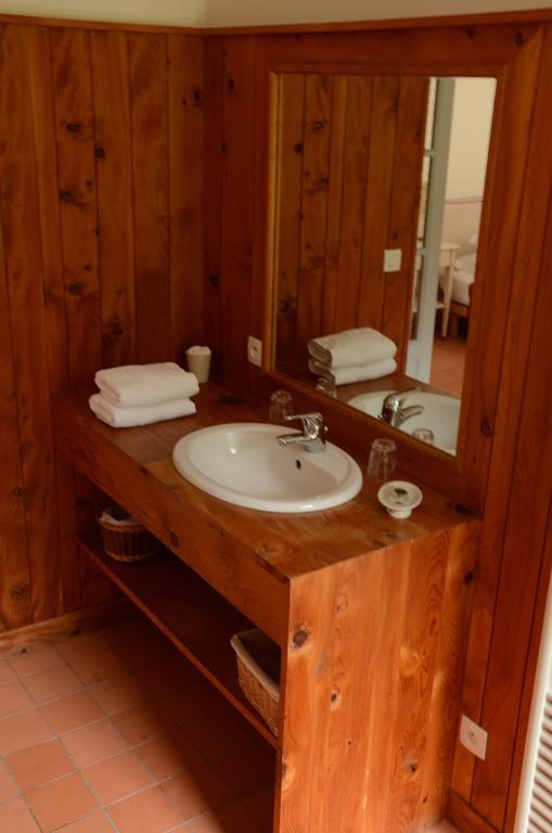 Les Mazeraies Maison D'Hotes Avec Spa Savonnieres Номер фото